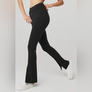 Alo Airbrush Highwaist flutter legging